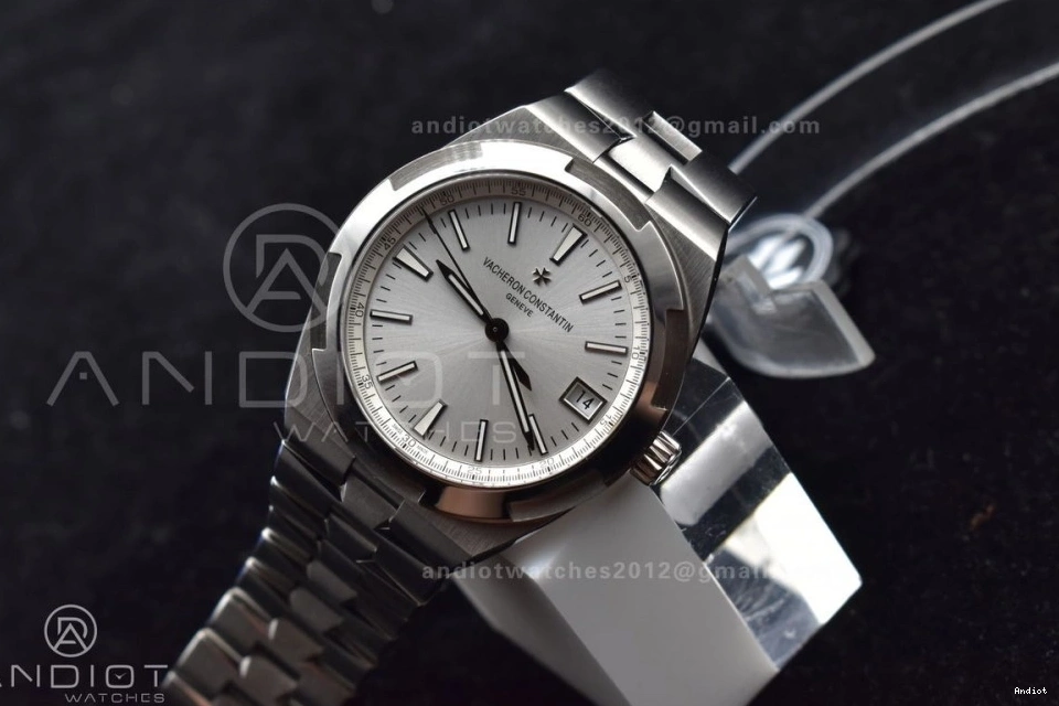 Silver 4500V Best Overseas Dial 924 SS 1:1 ZF TravelReady SS on Bracelet Edition A 0704